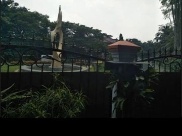 Rumah Bagus Terawat Hoek Depan Taman Siap Huni Di Jatirasa Bekasi