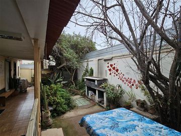 Local Comercial en Venta en BALMACEDA / PENI / HOSPITAL