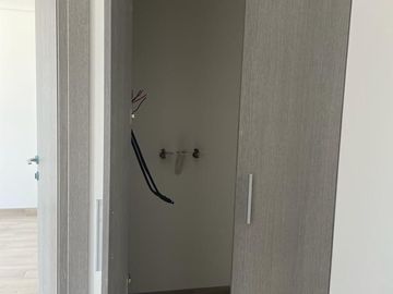 DEPARTAMENTO EN VENTA EN AVENIDA REVOLUCION