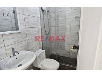 Venta Casa En Esquina Dentro De Condominio Privado En Campiña De Moche