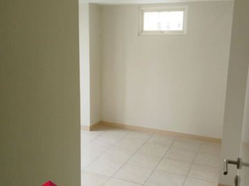 Dijual Apartemen Springlake 3BR View Pool