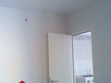 Disewakan Murah Apartemen Springlake 2BR Azolla Lantai 9