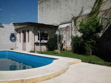 VENDO  CHALET EN PASO DEL REY