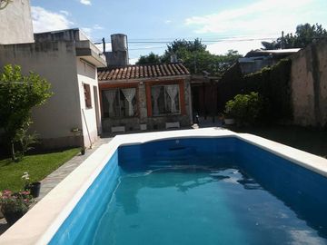 VENDO  CHALET EN PASO DEL REY