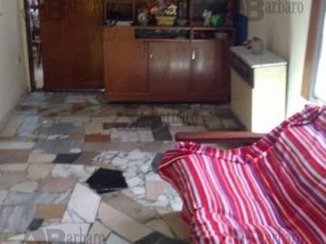 BARBARO VENDE CASA EN SAN MARTIN