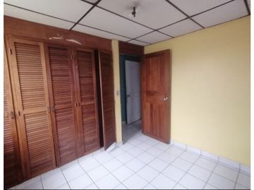 VENDO CASA EN RESIDENCIAL LA FLORESTA