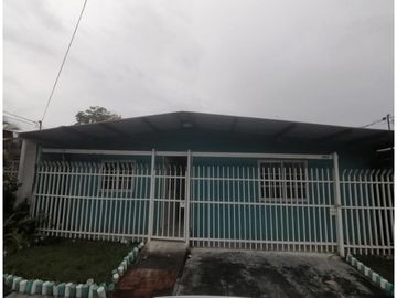 VENDO CASA EN RESIDENCIAL LA FLORESTA