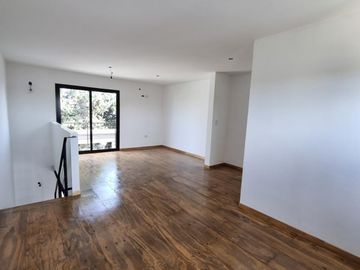 DEPARTAMENTO 3 AMBIENTES  A ESTRENAR CON GARAJE PARA 2 AUTOS.