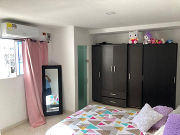 casa en venta en los robles. Cod V106344