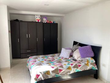 casa en venta en los robles. Cod V106344