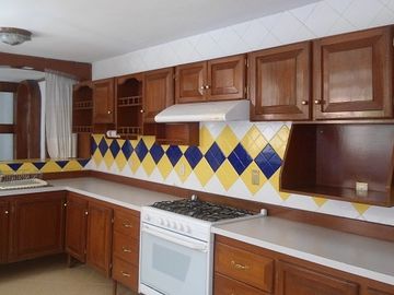 VENTA DE CASA EN BUEN ESTADO DE CONSERVACIÓN