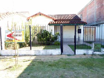 Chalet en venta en Burzaco Este