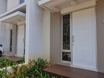 Dijual Rumah Carrillo Gading Serpong Tangerang - Baru, Belum Pernah Dipakai Murah