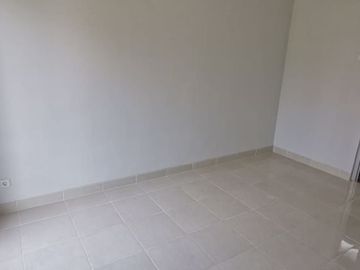 Dijual Rumah Carrillo Gading Serpong Tangerang - Baru, Belum Pernah Dipakai Murah