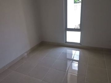 Dijual Rumah Carrillo Gading Serpong Tangerang - Baru, Belum Pernah Dipakai Murah