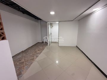 oficina en arriendo en suramericana. Cod A777190