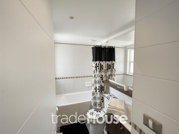 Departamento en venta de 3 dorm. en La Serena