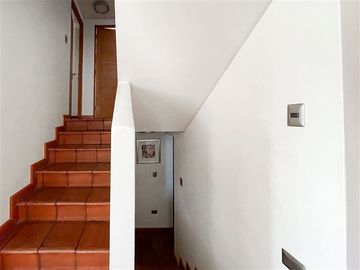 Casa en venta de 5 dorm. en Las Condes