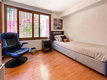 Casa en venta de 5 dorm. en Las Condes