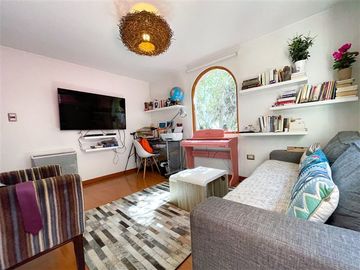 Casa en venta de 5 dorm. en Las Condes