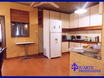 PH 4 AMBIENTES c/ESCRITORIO Y DEPEND./(POSIB. DE GARAGE)- 3 DORM. 2 BAÑOS Y TOILLETTE-PB FRENTE- PARRILLA, LAVADERO, PATIO.  *APTO CRÉDITO*