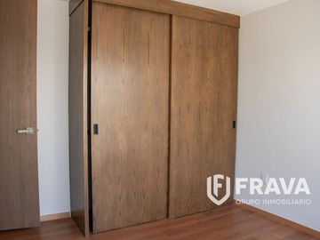 VENTA DE CASA EN COTO ACANTIA EN SOLARES RESIDENCIAL