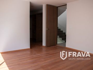 VENTA DE CASA EN COTO ACANTIA EN SOLARES RESIDENCIAL
