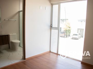 VENTA DE CASA EN COTO ACANTIA EN SOLARES RESIDENCIAL