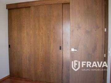 VENTA DE CASA EN COTO ACANTIA EN SOLARES RESIDENCIAL