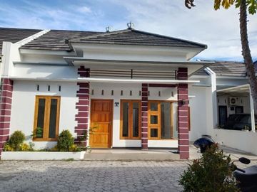 Rumah Baru Siap Huni Dalam Cluster Wirosaban: Type 80