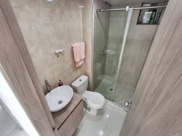 apartamento en arriendo en brisas de los Álamos. Cod A4401