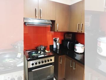FULLY FURNISHED 3 BR UNIT FOR RENT AT TWO SERENDRA BGC