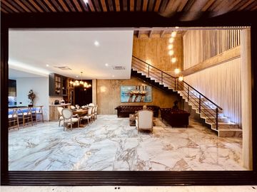 Manzanillo - Venta de Exclusiva Casa en Conjunto Palma Real.
