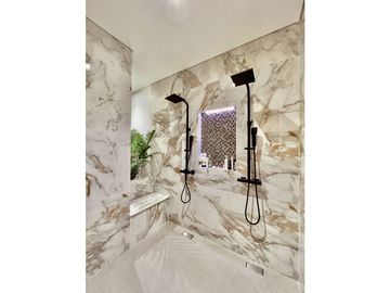 Manzanillo - Venta de Exclusiva Casa en Conjunto Palma Real.