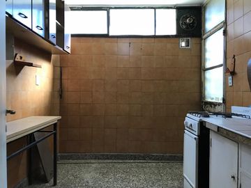Departamento Planta Baja ubicado en Barrio Luz y Fuerza .