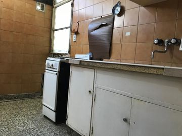 Departamento Planta Baja ubicado en Barrio Luz y Fuerza .