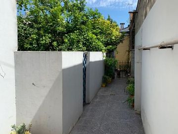 Departamento Tipo Casa en venta en Wilde Centro
