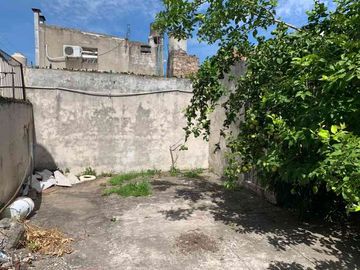 Departamento Tipo Casa en venta en Wilde Centro
