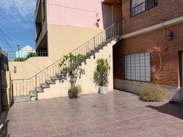 Departamento Tipo Casa en venta en Wilde Centro
