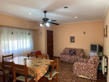 Departamento Tipo Casa en venta en Wilde Centro