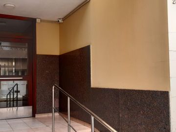 Departamento de 2 dormitorios y 2 baños en microcentro