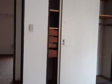 Departamento de 2 dormitorios y 2 baños en microcentro