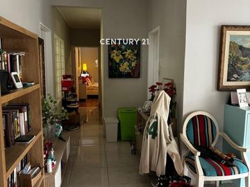 Rumah 1 Lantai Siap Huni Di Jakarta Barat WT 17756
