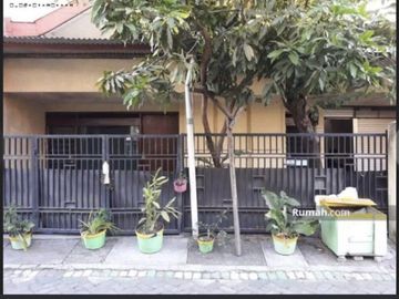 Dijual rumah kos di ketintang baru sby