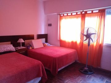 DEPARTAMENTO 3 AMBIENTES CON TERRAZA EN PRIMER PISO