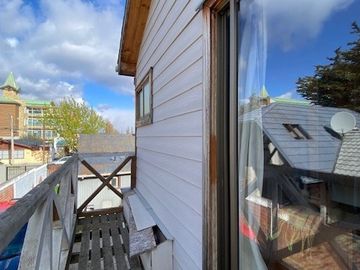 Amplia casa en venta de 600 m2, 4 dorm.y 2 baños en Natales