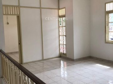 Dijual Rumah Luas Nyaman Strategis Di Tebet Jakarta Selatan