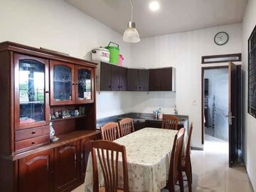 Rumah Megah 2 Lantai Habis Renovasi Siap Huni Bojong Koneng Cibeunying Kidul Kodya Bandung