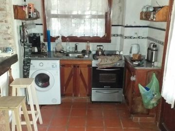 Juan J. Castro 700 Gral. Rodriguez - Quinta 3 ambientes en venta