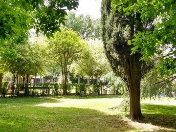 Juan J. Castro 700 Gral. Rodriguez - Quinta 3 ambientes en venta